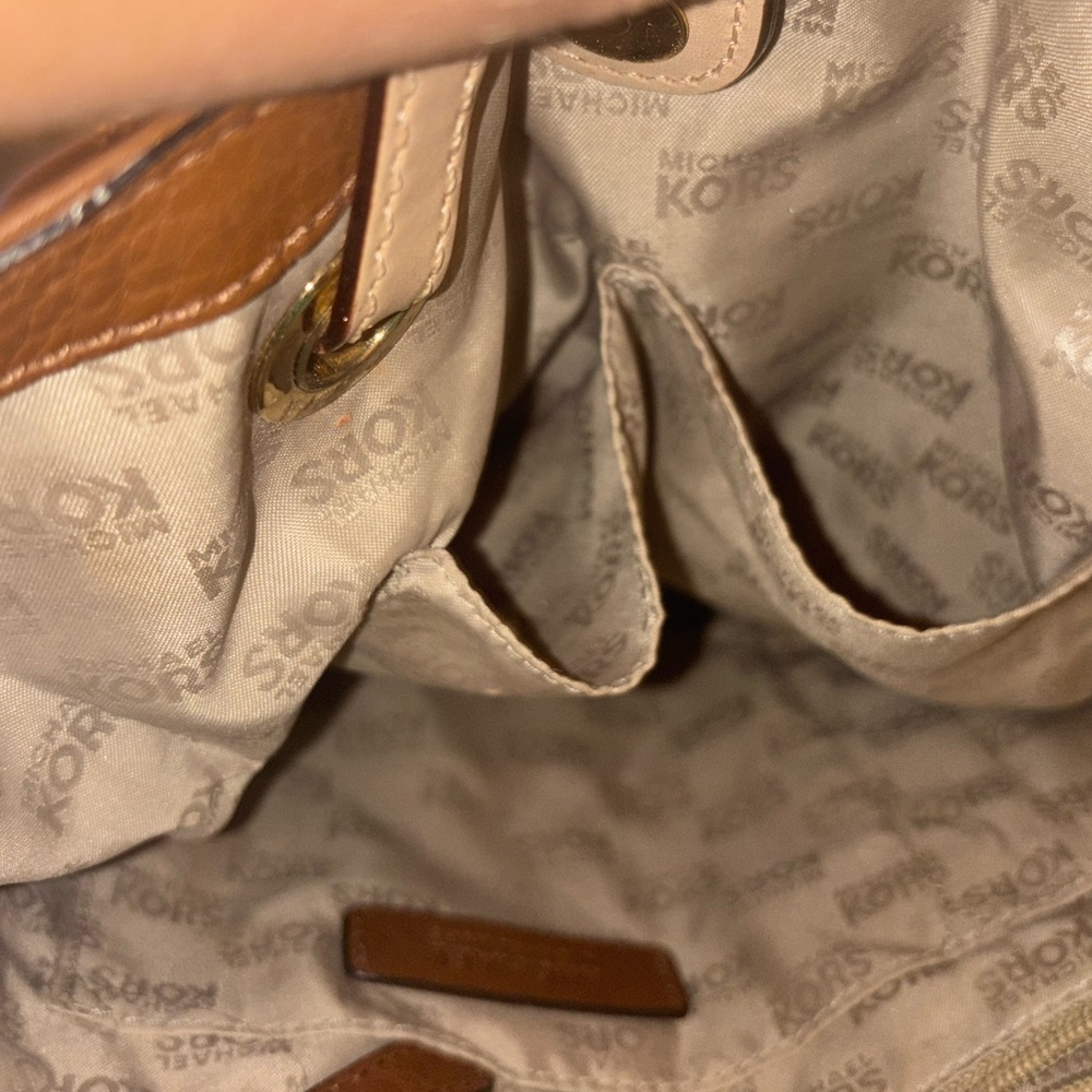 Vintage Michael Kors Jet Set Medium Leather Tote Tan with Cream Contrast Straps - Picture 7 of 13